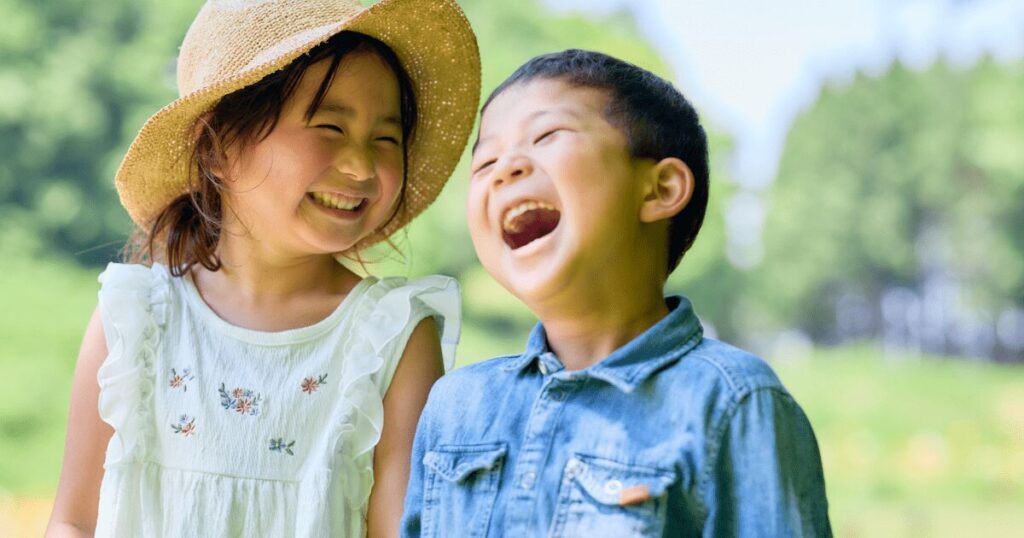 男の子と女の子